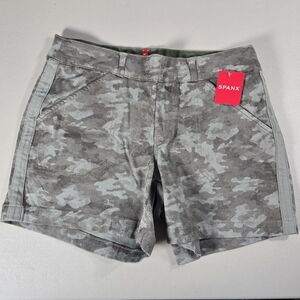 Spanx Women’s Shorts Gray Green Stone Wash Camo Stretch Size Medium